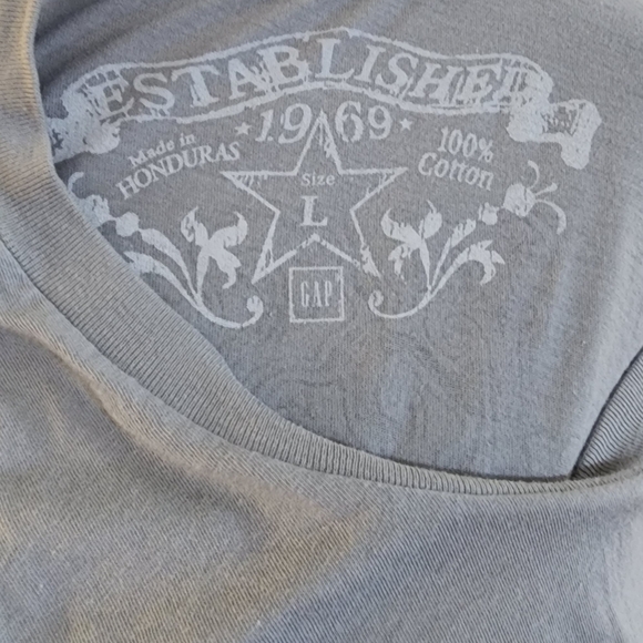 Women's Size L Short Sleeve T-Shirt Peace Dove Love Rainbow Color Est. 1969 - Picture 9 of 10